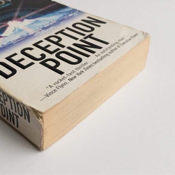 Deception Point - Dan brown - Picture 3 of 8